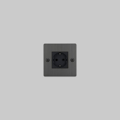 EU 1G SOCKET / SCHUKO TYPE F / CROSS
