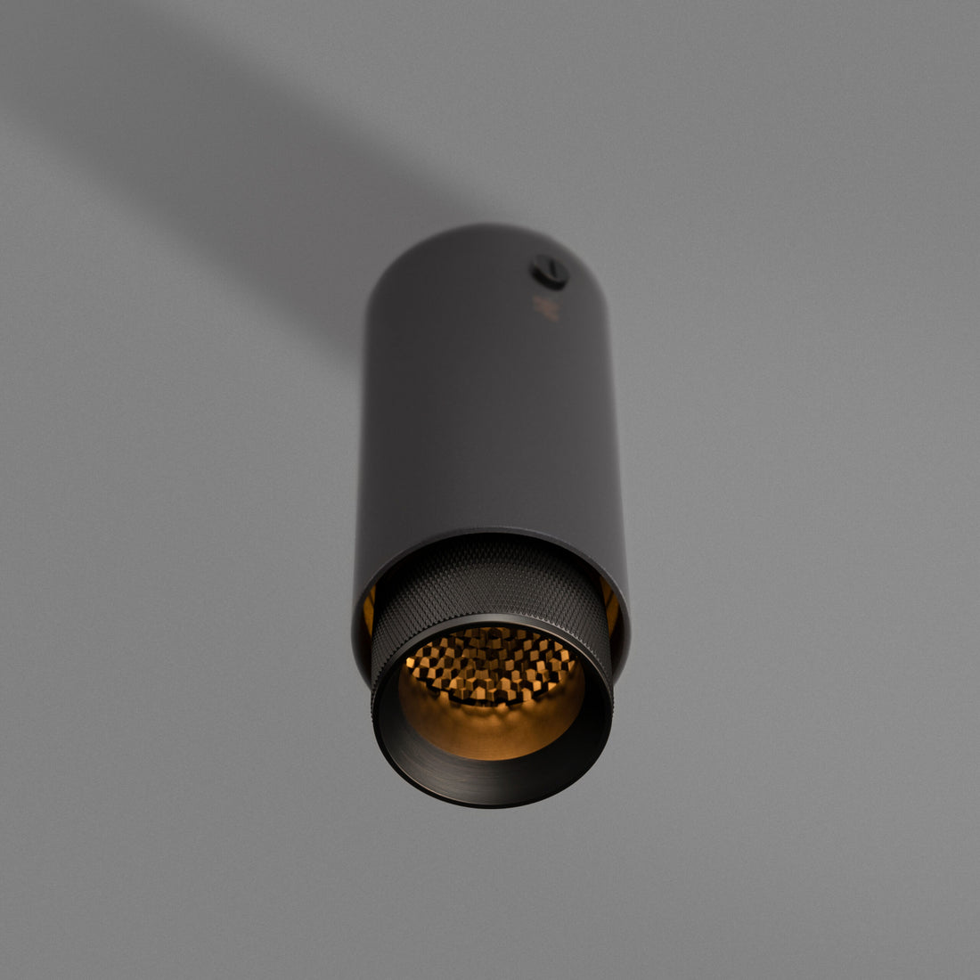 EXHAUST SURFACE / CROSS / GRAPHITE / SMOKED BRONZE