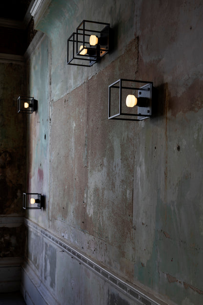 PUNCH BULB / PUCK