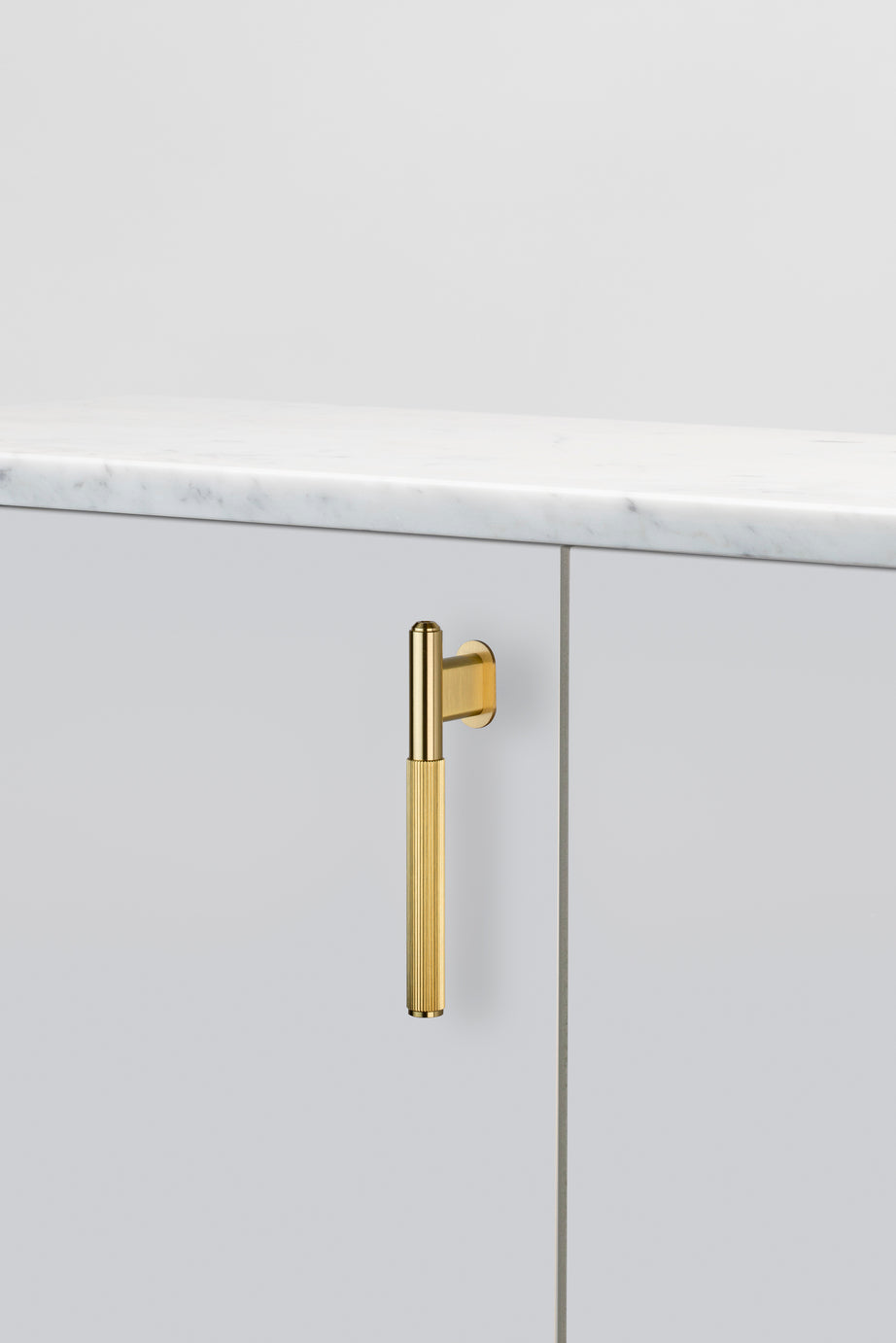 Buster & Punch l-bar handle greb brass messing linear