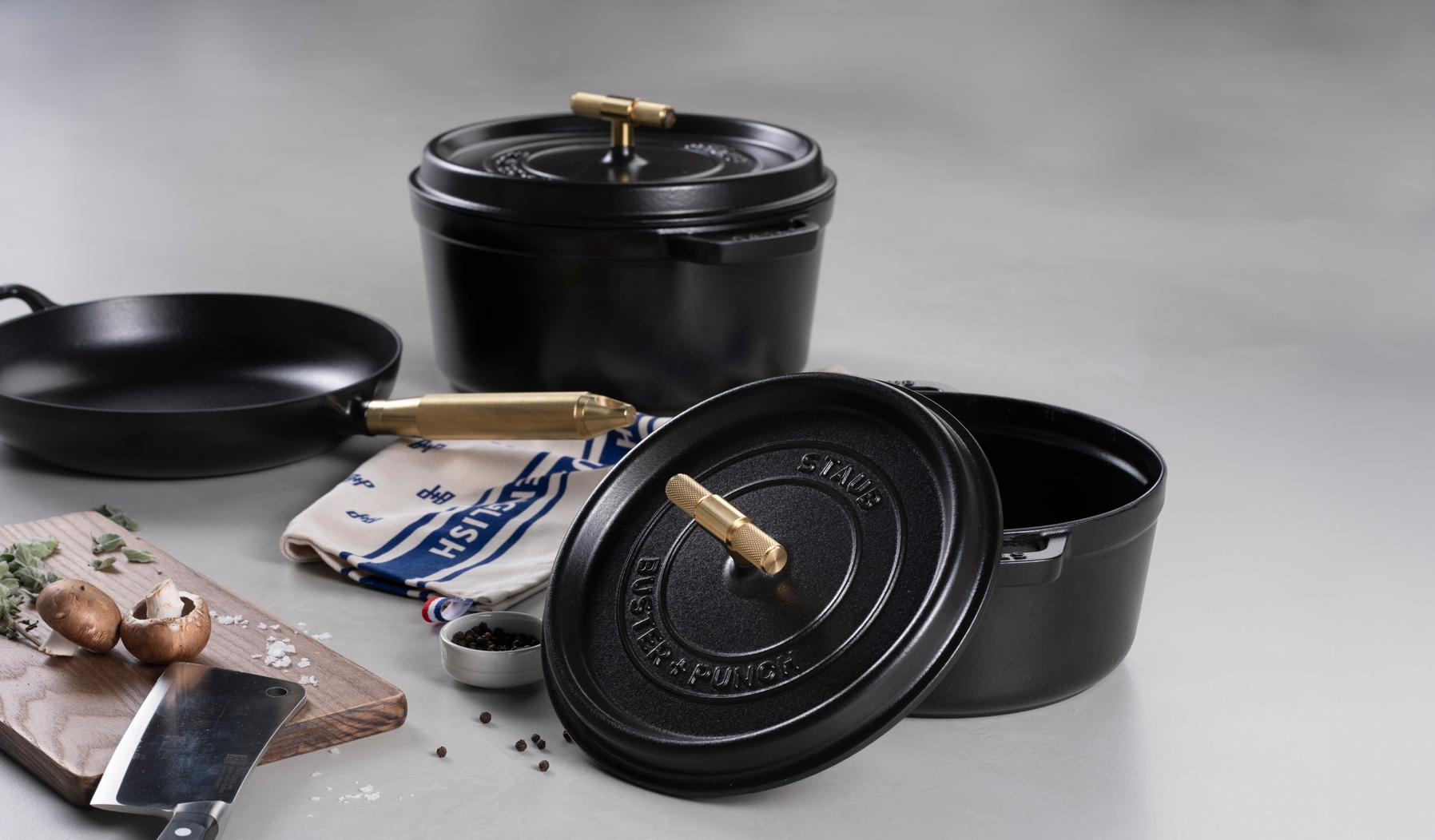 COKOTTE 28CM / 11,02 TOMMER / STAUB / SORT