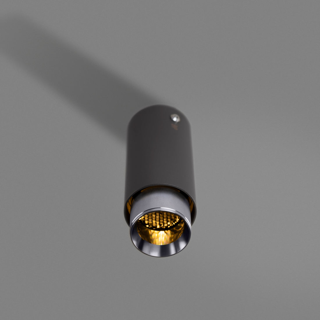 EXHAUST SURFACE / LINEAR / GRAPHITE / STÅL