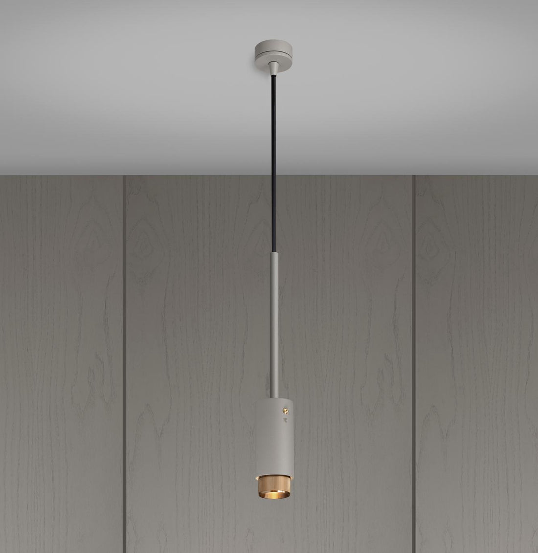 EXHAUST PENDEL / CROSS / STONE / MESSING