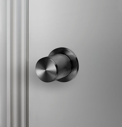 DØRKNOP / LINEAR / GUNMETAL