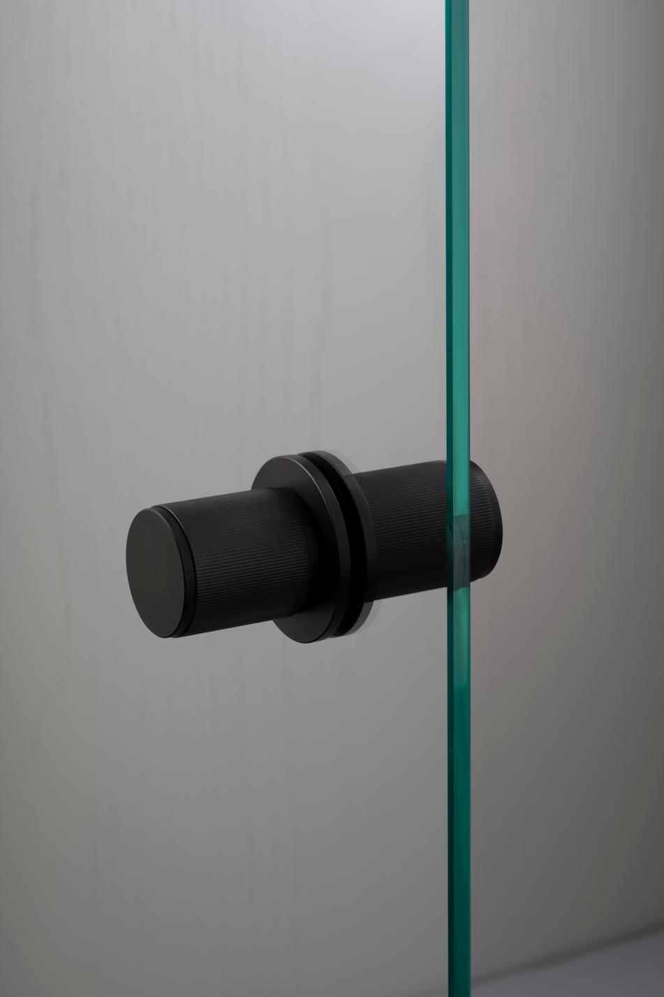 FAST DØRKNOP / DOBBELTSIDET / LINEAR / SVEJSER SORT