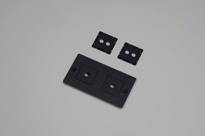 2G WALL PLATE / HORIZONTAL / WITH INFILLS / NON-LOGO / BLACK