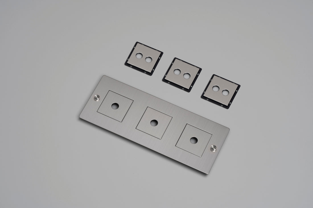 Buster + Punch 3G wall plate, horizontal, with infills, steel