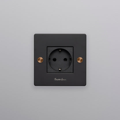 EU 1G SOCKET / SCHUKO TYPE F / CROSS