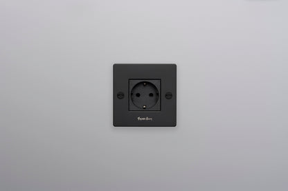 EU 1G SOCKET / SCHUKO TYPE F / CROSS