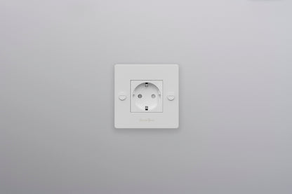 EU 1G SOCKET / SCHUKO TYPE F / CROSS