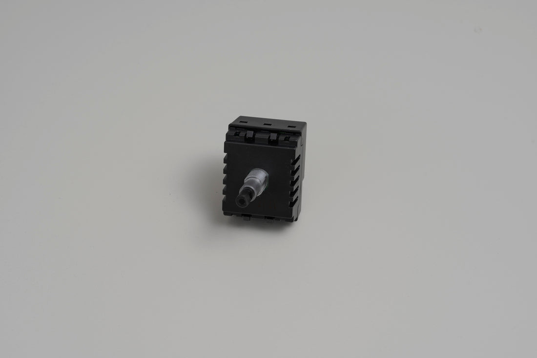DIMMER MODUL / 250W LED / TILBAGETRÆKENDE KONTAKT KUN KOMPATIBEL