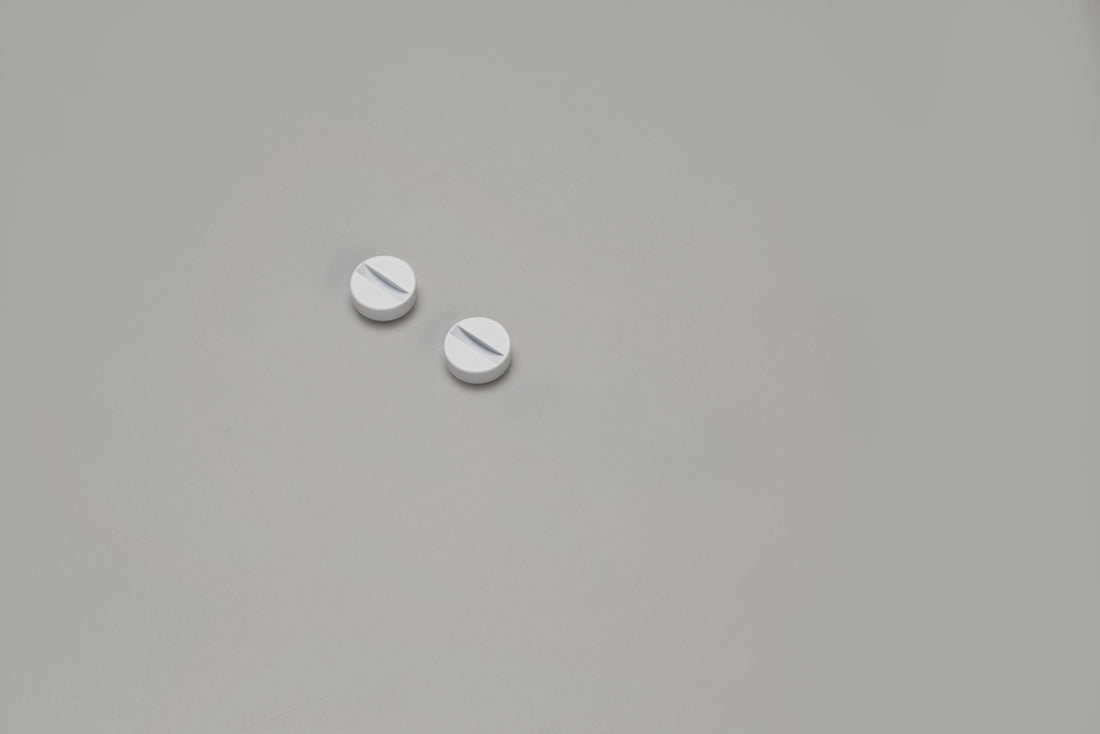 PLADEDETALJSÆT / HVID