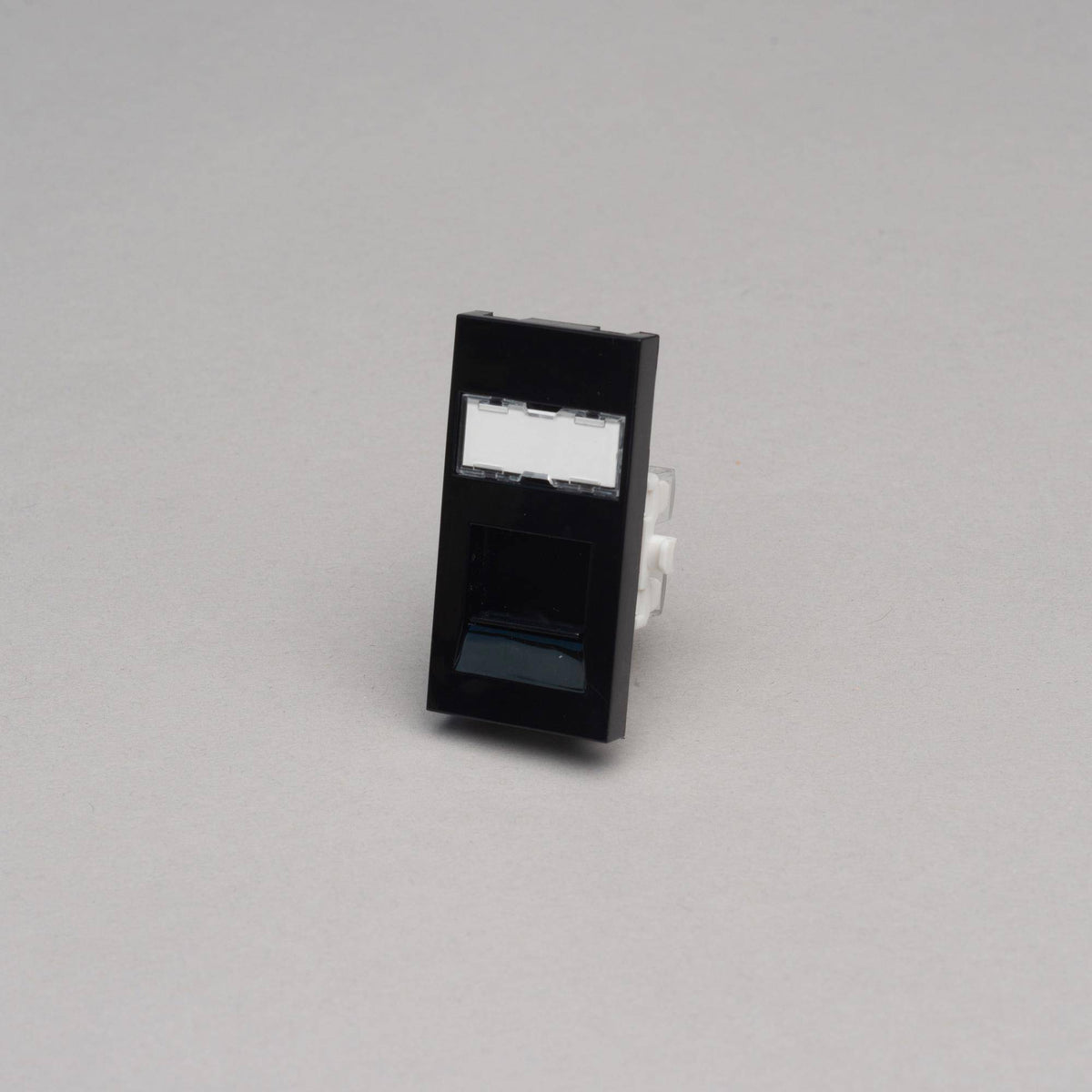 Buster + Punch RJ45 Cat 6 module / 25 mm in Black