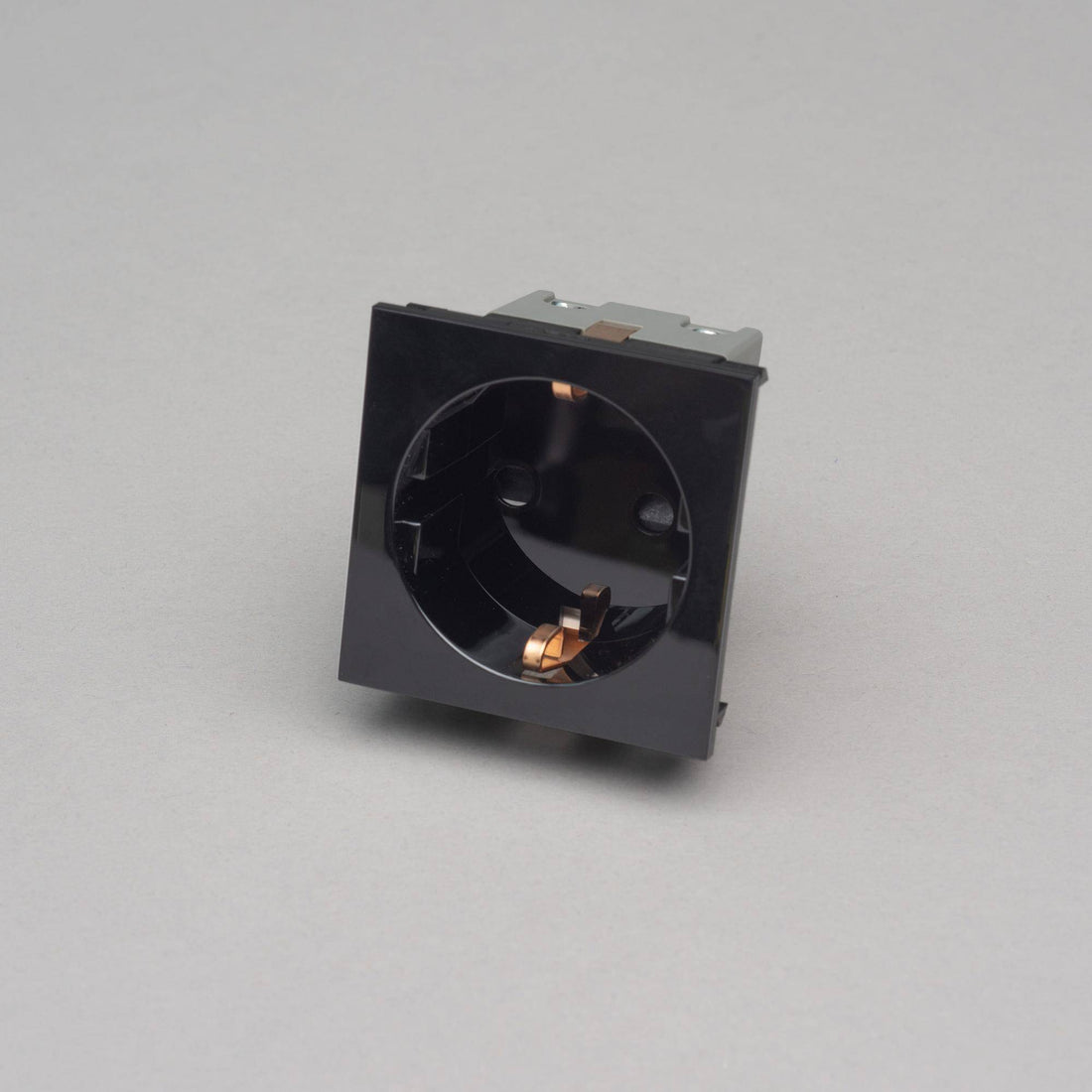 Buster + Punch Schuko socket module / Type F / 50 mm in Black