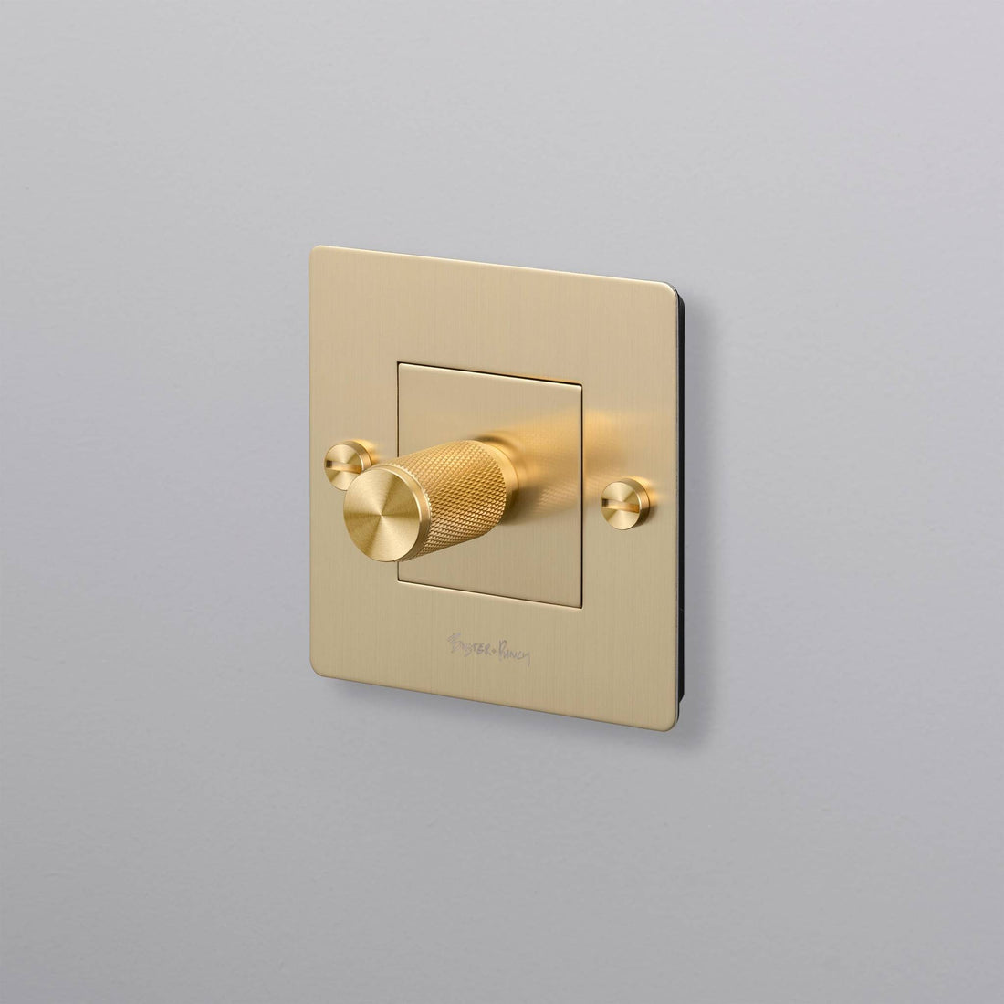 1G dimmer / 250W LED / Retractive – Brass