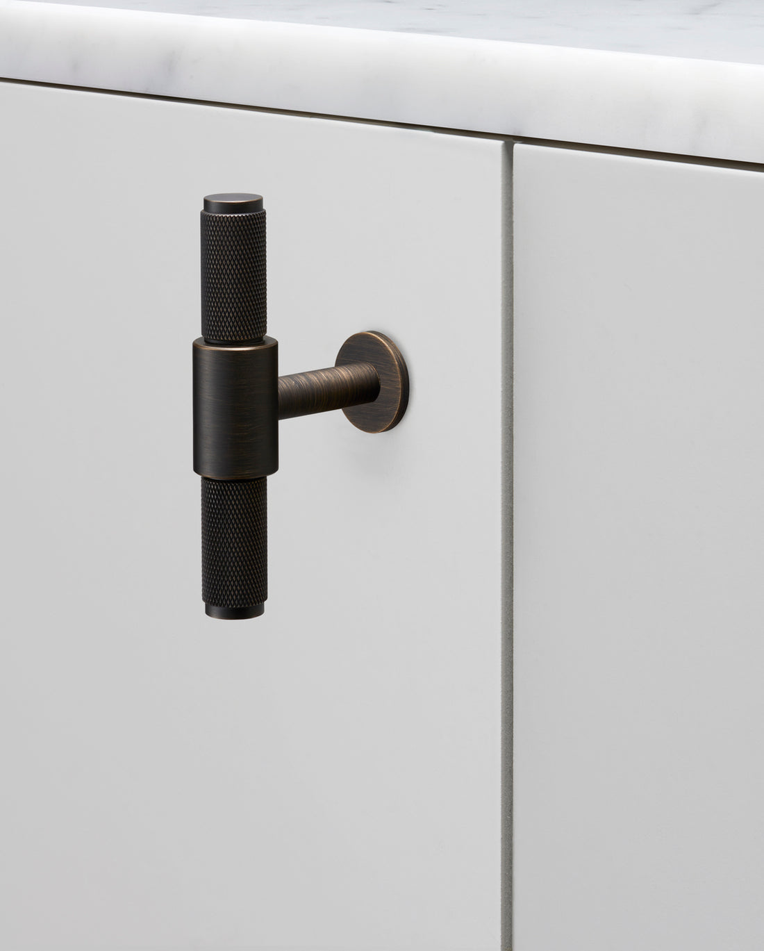 T-BAR / RØGET BRONZE