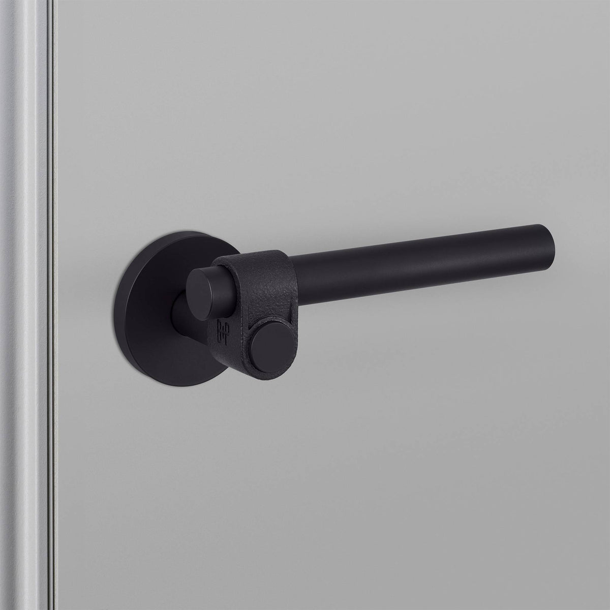 Buster + Punch Cast sprung door handle set in welders black – view 3