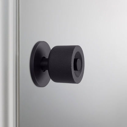Buster + Punch door knob set / cast – welders black