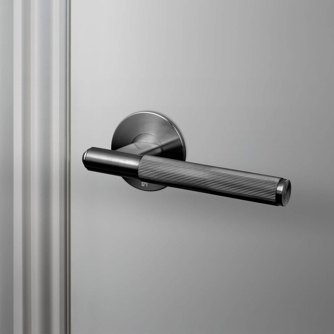 Buster + Punch fixed single-sided Linear door handle – gun metal