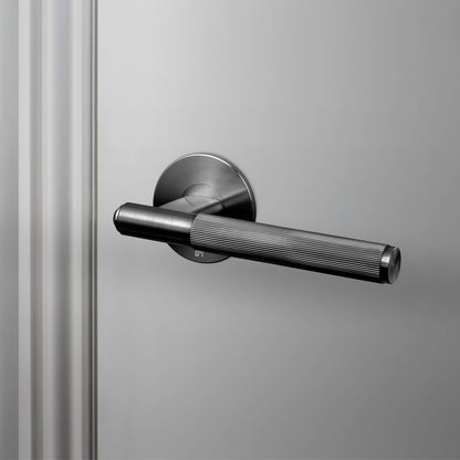 Buster + Punch fixed single-sided Linear door handle – gun metal