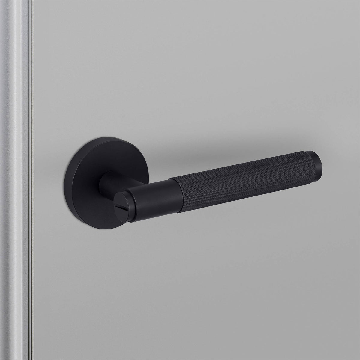 Buster + Punch door handle set / cross / swe / sprung – welders black