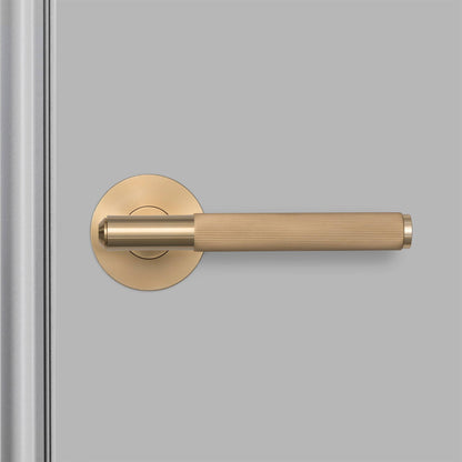 Buster + Punch door handle set / linear / swe / sprung – brass