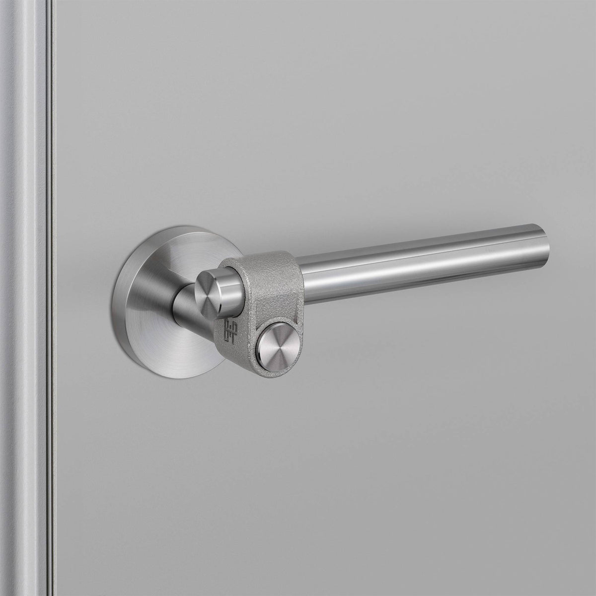 Buster + Punch door handle set / cast / swe / sprung – steel