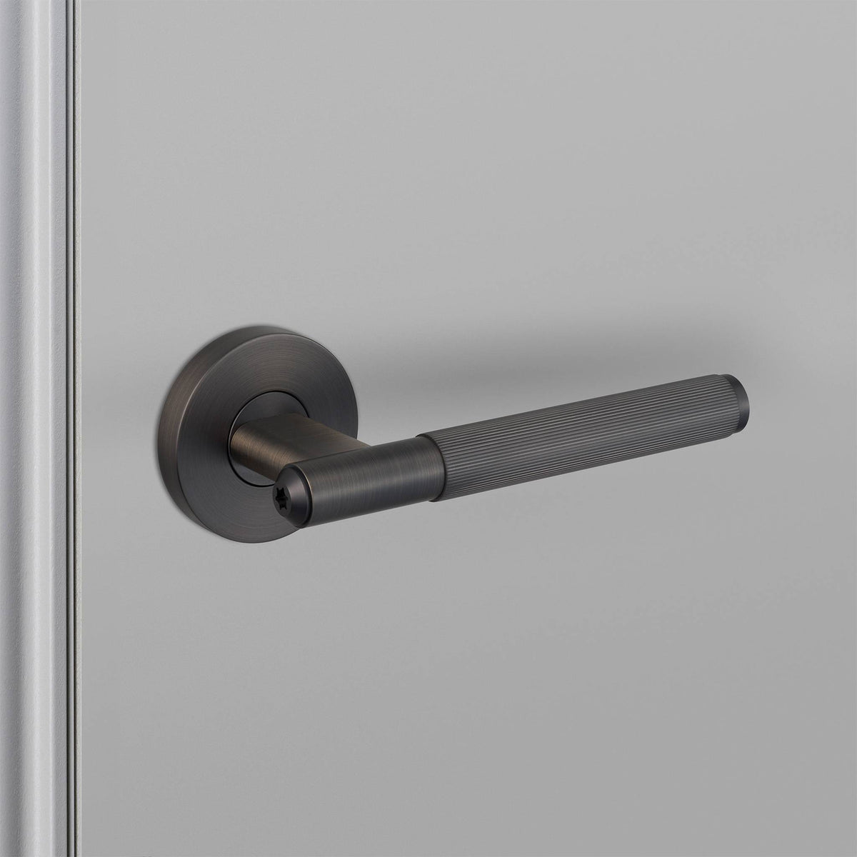 Buster + Punch door handle set / linear / swe / sprung – smoked bronze