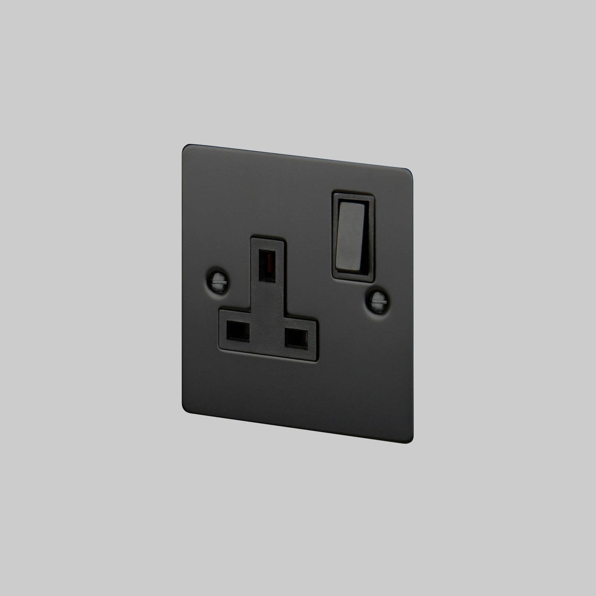 Buster + Punch 1g uk plug socket – Black