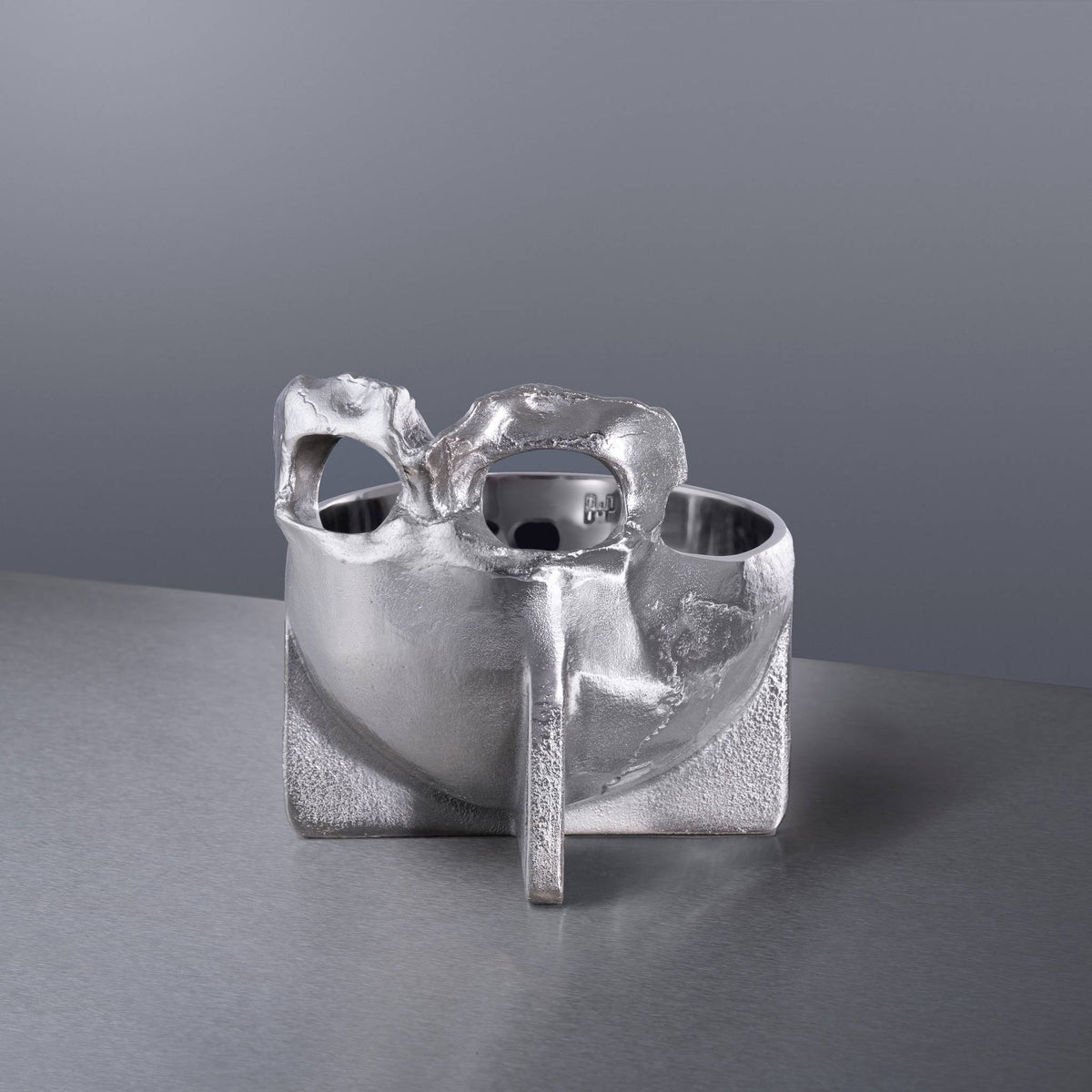 Skull bowl / Travis Barker / Steel – Steel